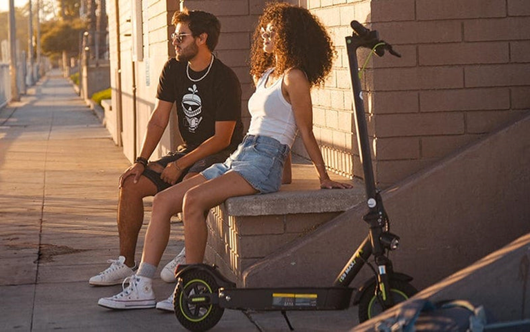 Mobilité urbaine et nouveaux modes de vie : comment les trottinettes électriques s’intègrent aux déplacements courts